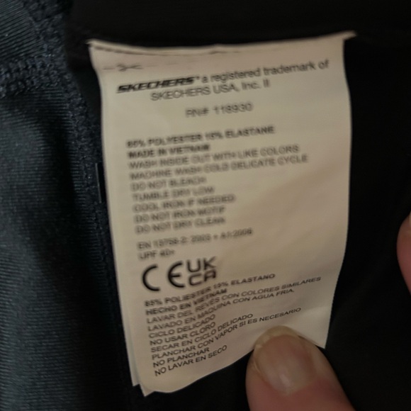 NWT Sketchers, never worn women’s casual or athletic pants with pockets. - Picture 12 of 14